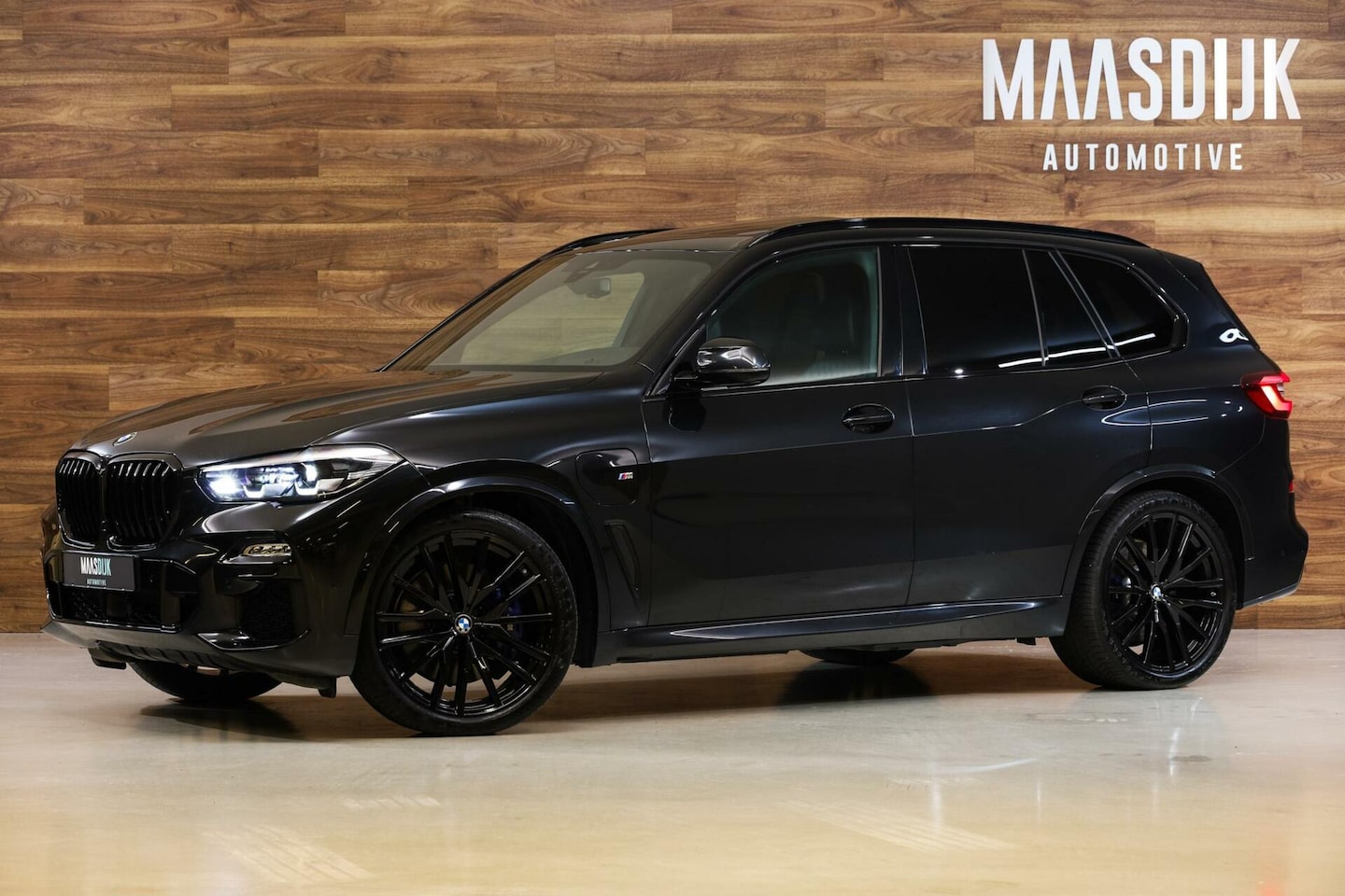 BMW X5 - xDrive45e|M-Sport|Pano|HUD|ACC|Comfortstoel|HK Audio| - AutoWereld.nl