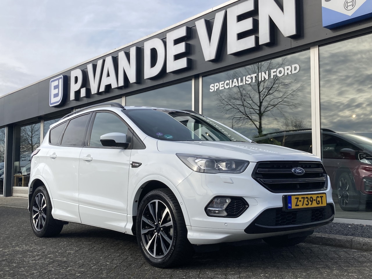 Ford Kuga - 1.5 EcoBoost ST Line X 150pk/110kW 6-bak | Adapt. Cruise | Trekhaak | X Pack | Bi-Xenon | - AutoWereld.nl