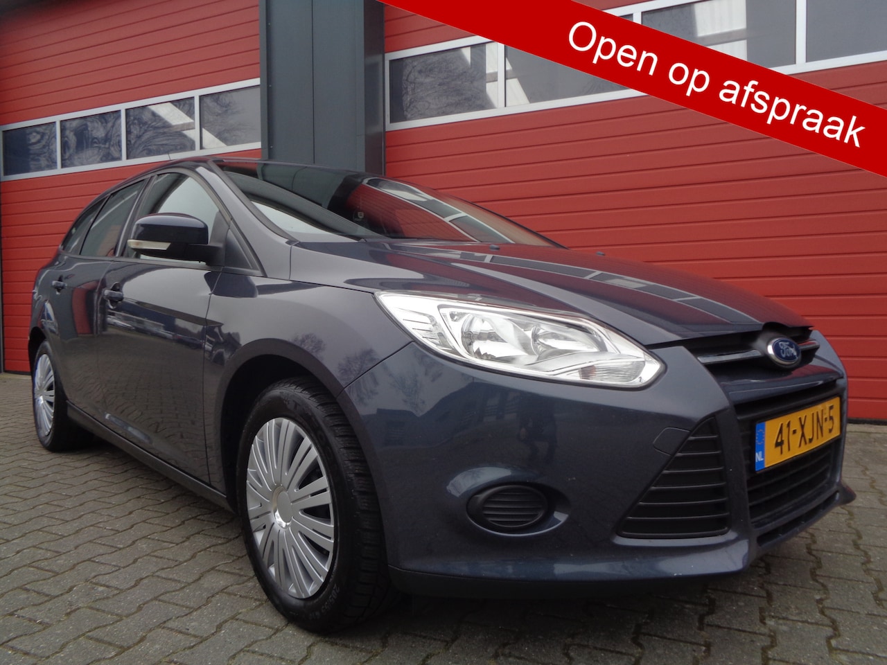 Ford Focus - 1.6 EcoBoost Titanium 1.6 EcoBoost Titanium,Navi,Cruise,Airco! - AutoWereld.nl