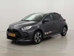 Toyota Yaris - 1.5 Hybrid 115 First Edition | Navigatie | Keyless | Digitaal instrumentenpaneel | Apple C