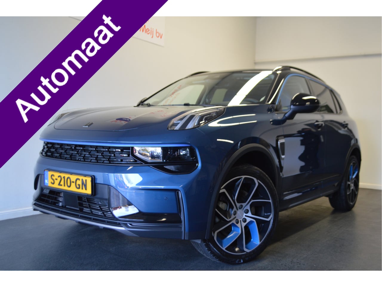 Lynk & Co 01 - 1.5 1.5 , NAVI , CLIMATR , RONDOM CAMERA , PDC V+A , V STOEL VERW , - AutoWereld.nl