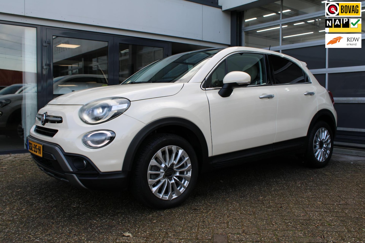 Fiat 500 X - 1.3 GSE Lounge | Automaat | Camera | DAB - AutoWereld.nl