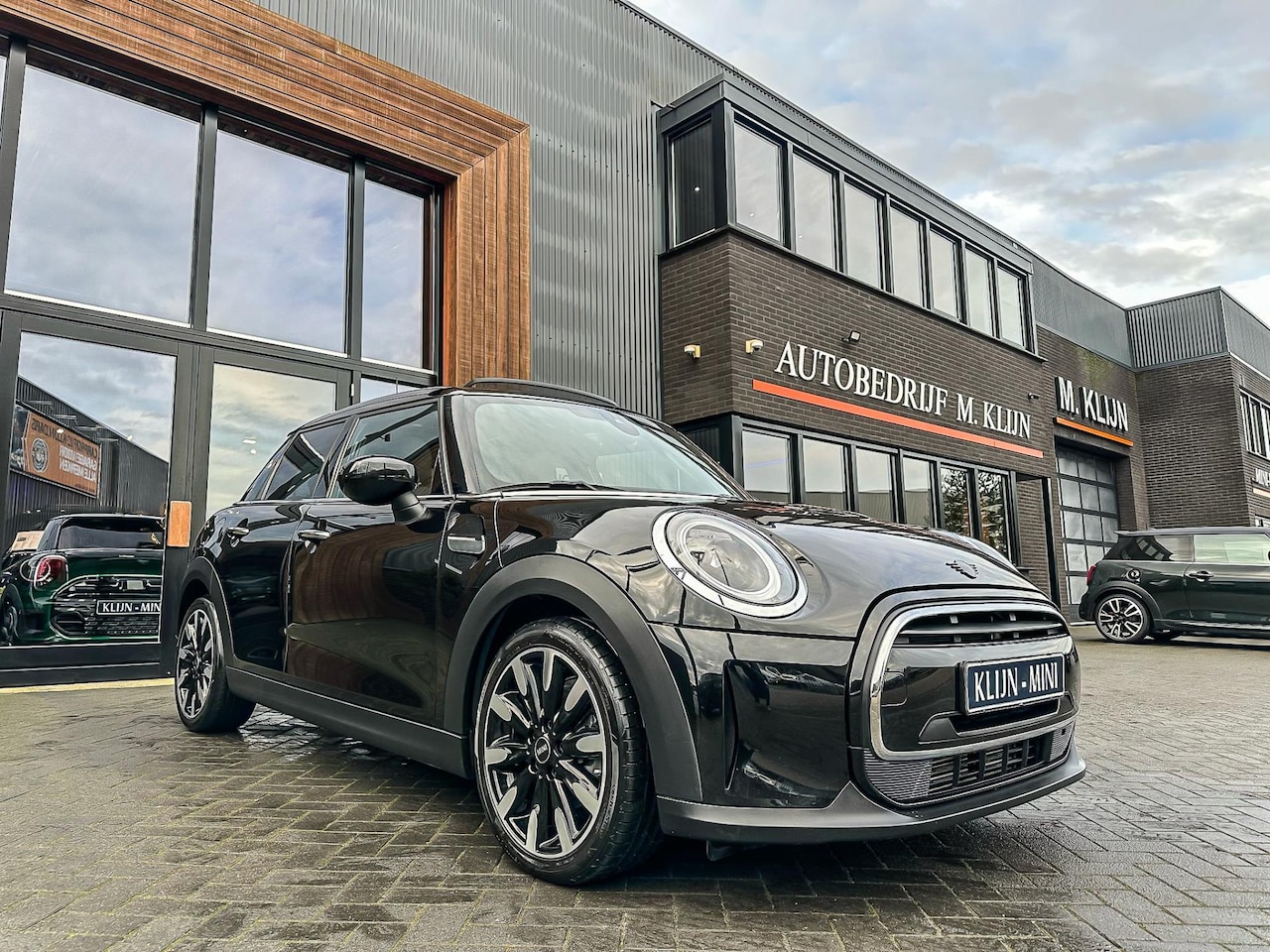 MINI Cooper - Mini 1.5 Chili aut 136pk/Leer/Navi/Pano/Camera/Led/Btw - AutoWereld.nl