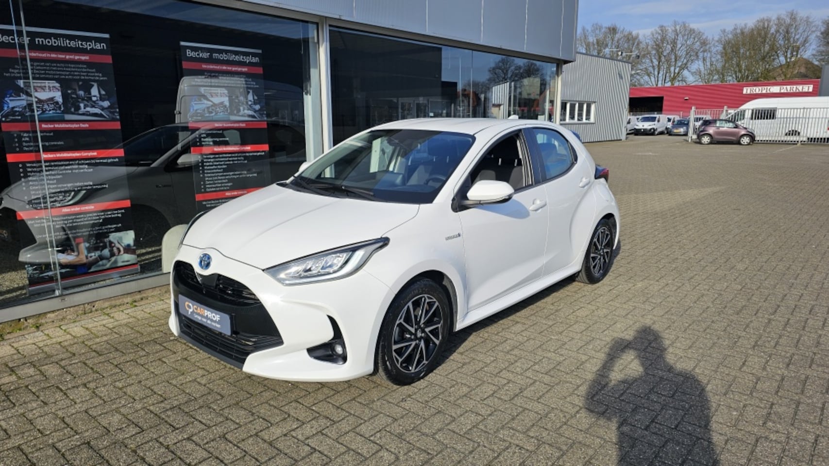 Toyota Yaris - 1.5 Hybride Dynamic NLauto | dealeronderhouden | All-in - AutoWereld.nl