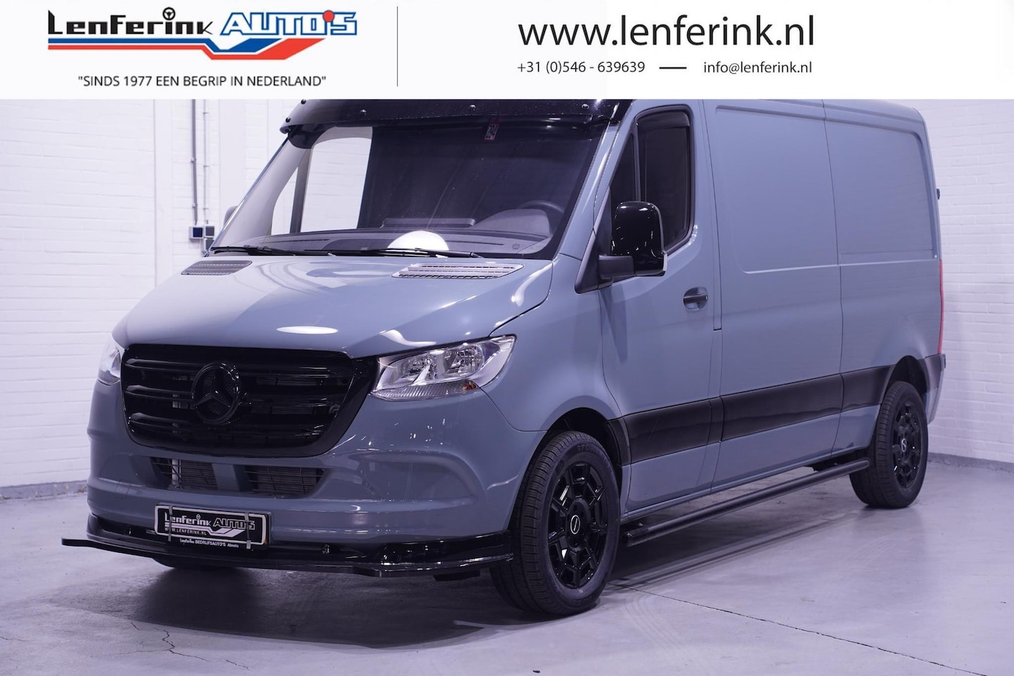 Mercedes-Benz Sprinter - 215 CDI 150 pk Black&Grey Edition L2H1 Airco, 18" LMV, Bumpers in Kleur, Zonneklep, Grille - AutoWereld.nl