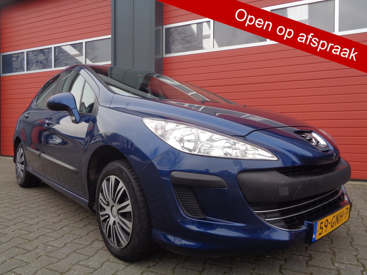 Peugeot 308 - 1.4 VTi X-line 1.4 VTi X-line, Airco, Trekhaak,Nette auto! - AutoWereld.nl