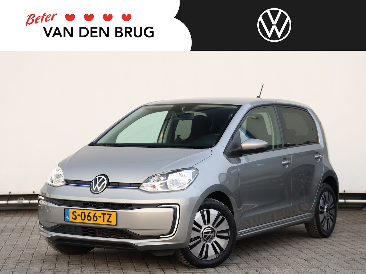 Volkswagen e-Up! - e-up! Style 83PK Automaat I Cruise control I Stoelverwarming I Camera I Climate control - AutoWereld.nl