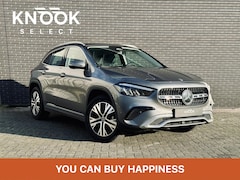 Mercedes-Benz GLA-Klasse - 180 Luxury Line | 360 Camera | Trekhaak | Sfeer |