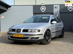 Seat Leon - 1.6-16V | 1e Eigenaar | 128dkm NAP | Uniek