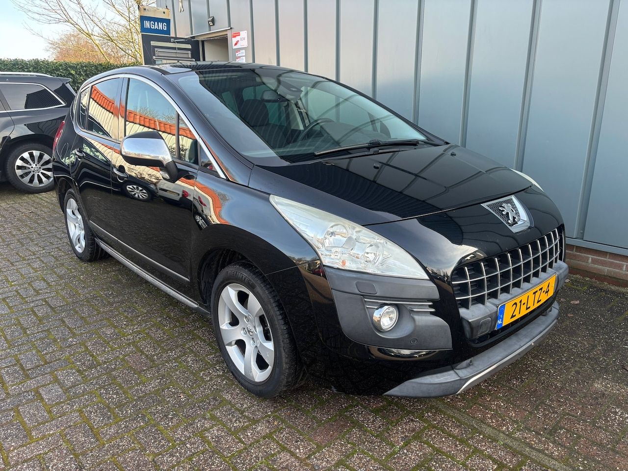 Peugeot 3008 - 1.6 THP Blue Lease Executive NAP//AIRCO//CRUISE//NAVI//PANORAMA//TREKHAAK - AutoWereld.nl