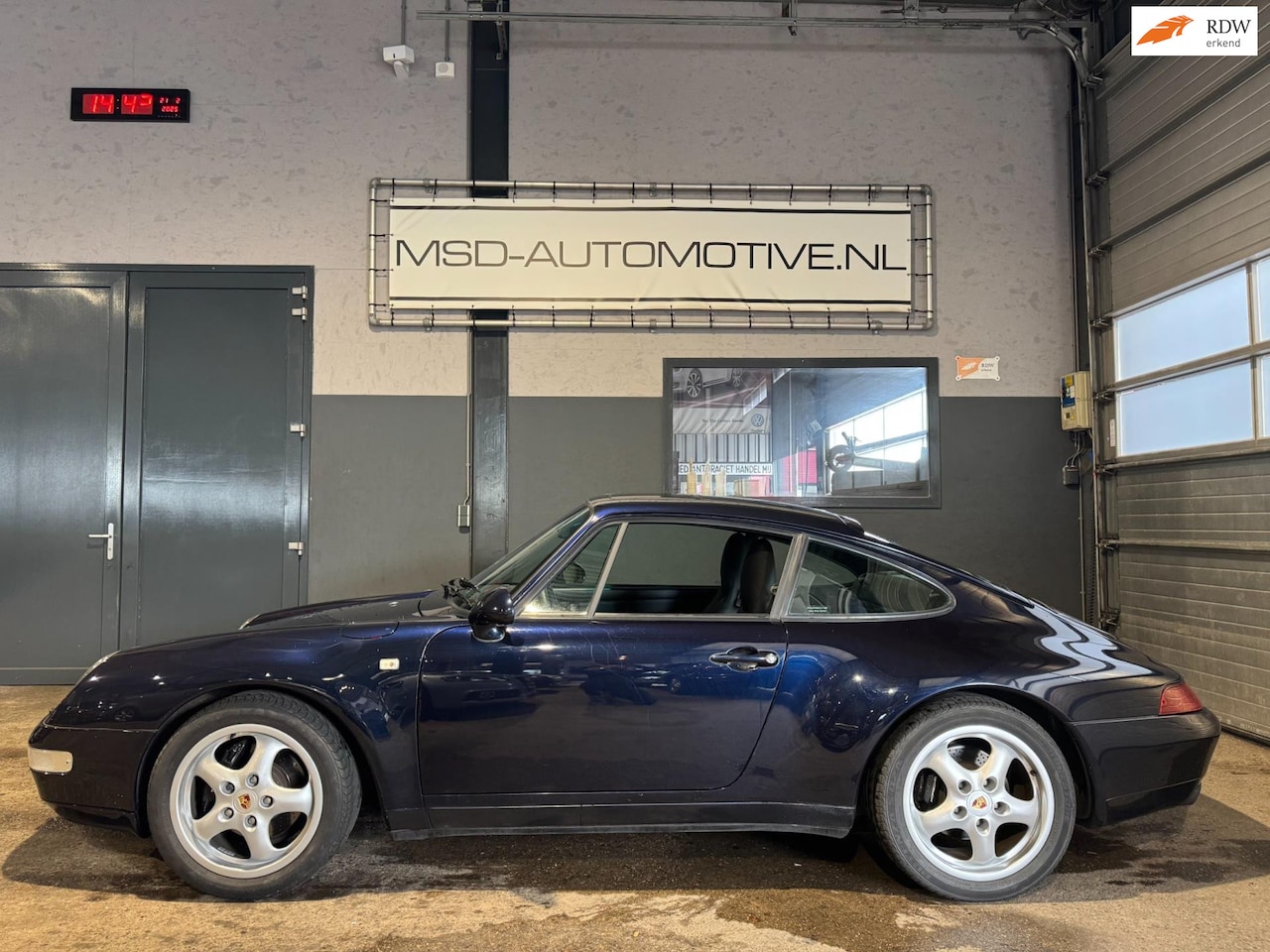 Porsche 911 - 3.6 Coupé AUTOMAAT|286pk|schuifdak|Varioram - AutoWereld.nl