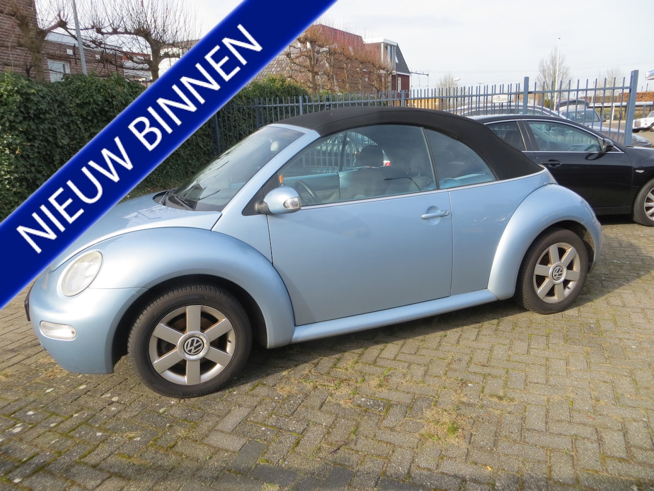 Volkswagen New Beetle Cabriolet - 1.6 AIRCO-NWE KAP-NEDERL.AUTO-NWE APK! - AutoWereld.nl