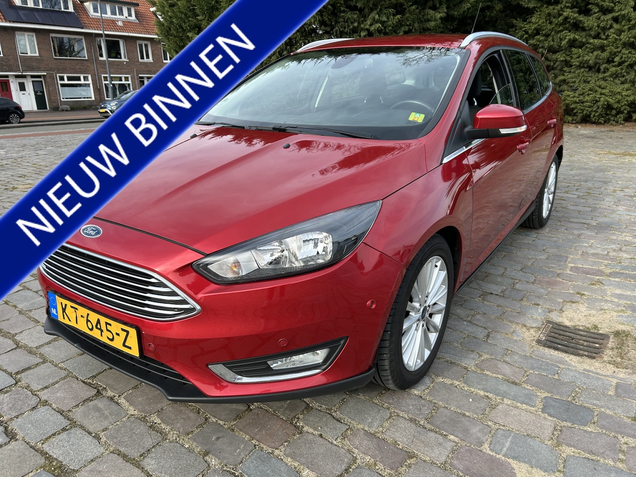 Ford Focus Wagon - 1.0 Titanium navigatie airco/ecc apk - AutoWereld.nl