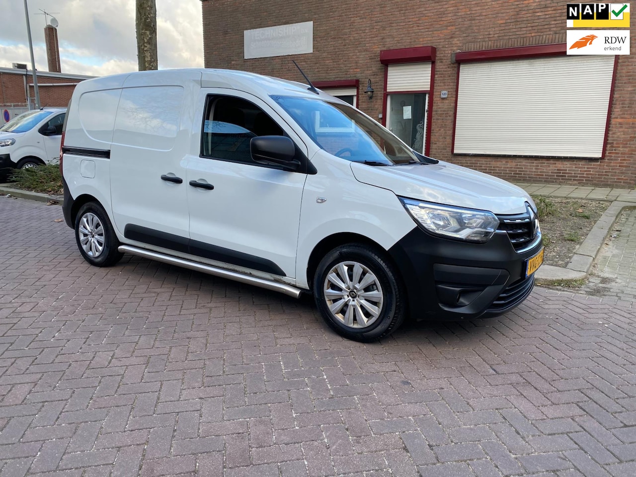 Renault Express - 1.5 dCi 75 Comfort + * 2023 * Airco * Navigatie * Cruise Control * Euro6 * APK 11-4-2026 * - AutoWereld.nl