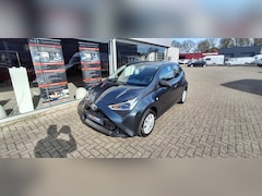 Toyota Aygo - 1.0 VVT-i x-fun NLauto | dealeronderhouden