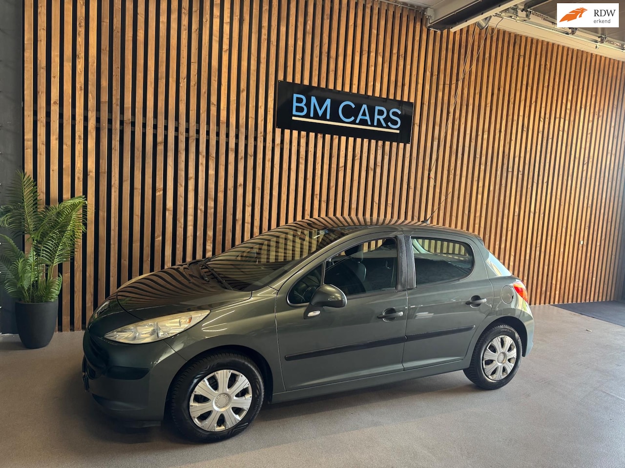 Peugeot 207 - 1.4 XR Airco,Trekhaak,Nieuwe APK - AutoWereld.nl