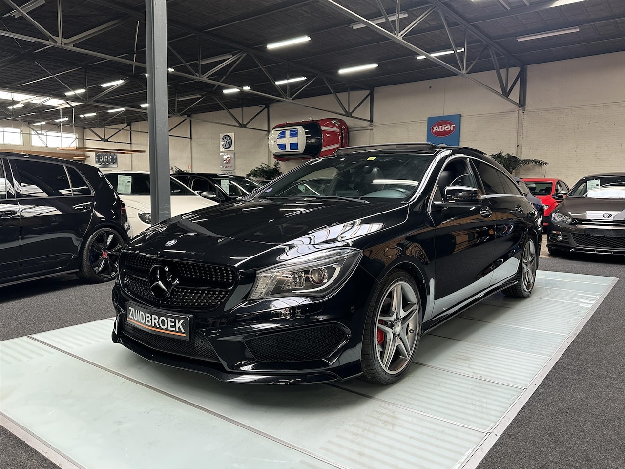 Mercedes-Benz CLA-klasse Shooting Brake - 200 AMG Xenon Pano Leer Automaat Clima AMG - AutoWereld.nl