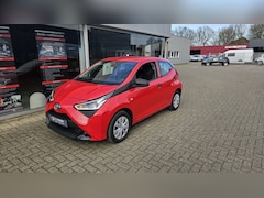 Toyota Aygo - 1.0 VVT-i x-fun NLauto | dealeronderhouden