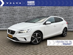 Volvo V40 - T3 Aut. Polar+ Sport | Panoramadak | Trekhaak | Harman/Kardon | Keyless entry | Standkache