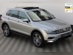 Volkswagen Tiguan - 2.0 TSI 4Motion 220PK Pano Virtual LED