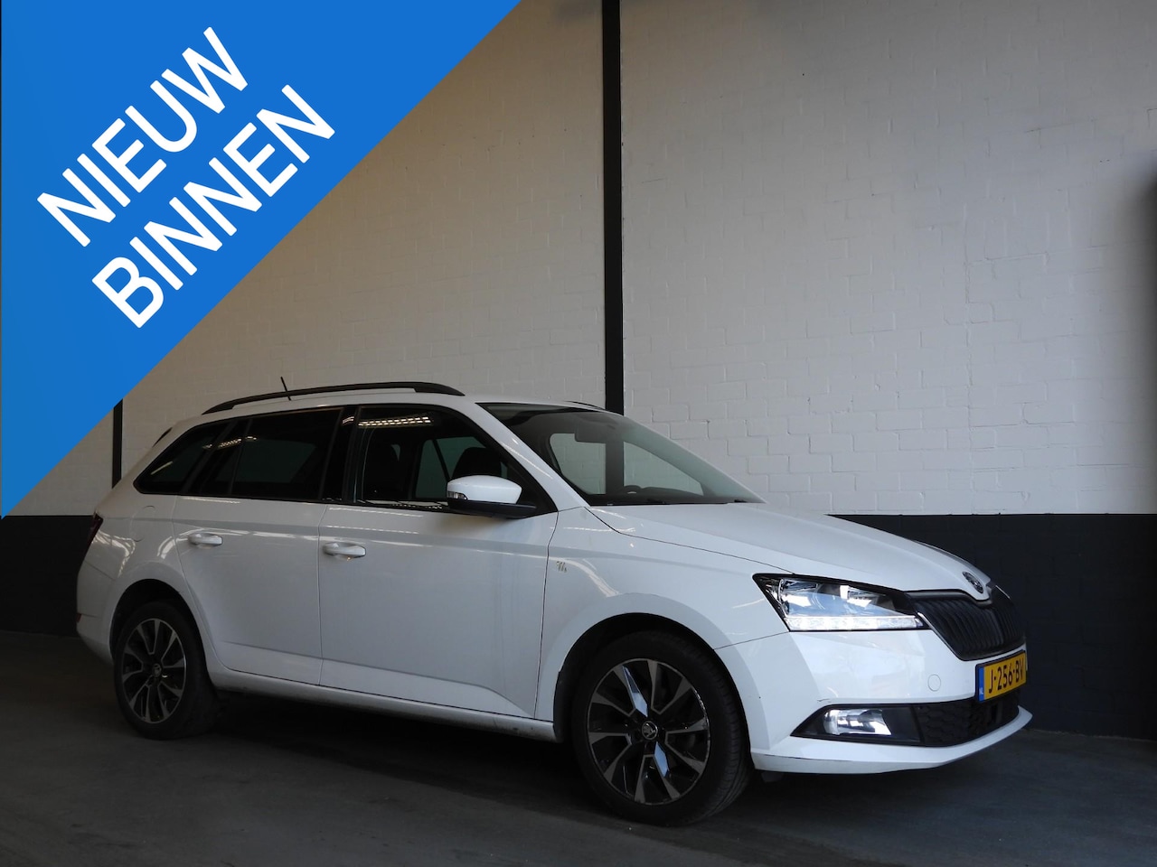 Skoda Fabia Combi - 1.0 TSI Business Edition NAVI-APP/AIRCO/CRUISE/PDC/16"LMV! - AutoWereld.nl