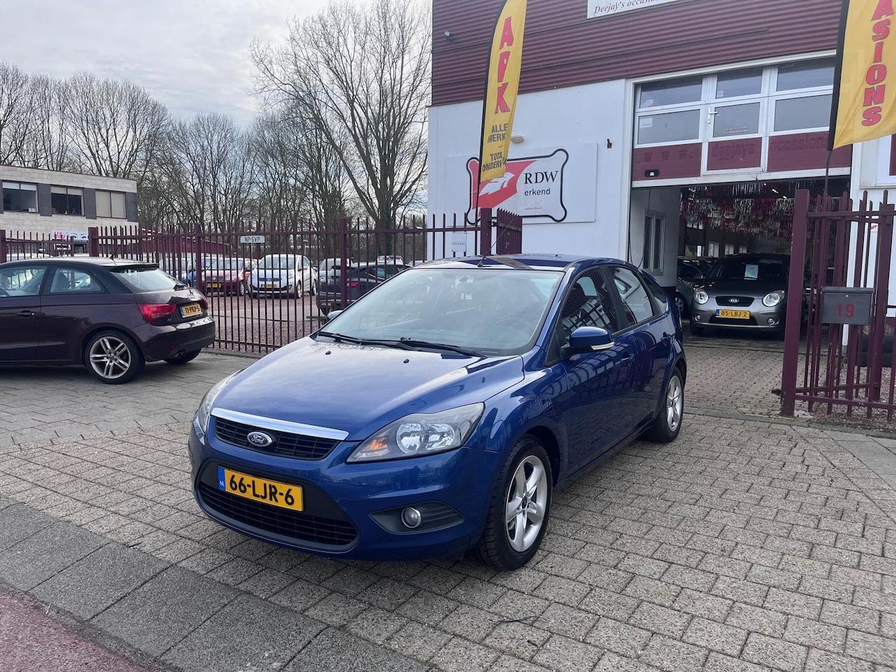 Ford Focus - 1.6 74KW 5D Cool & Sound - AutoWereld.nl