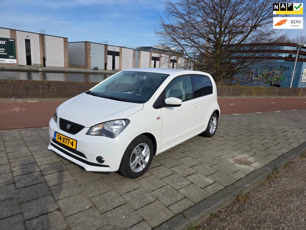 Seat Mii - 1.0 Style Chic Dealer onderhouden 1ste Eigenaar Navigatie - AutoWereld.nl