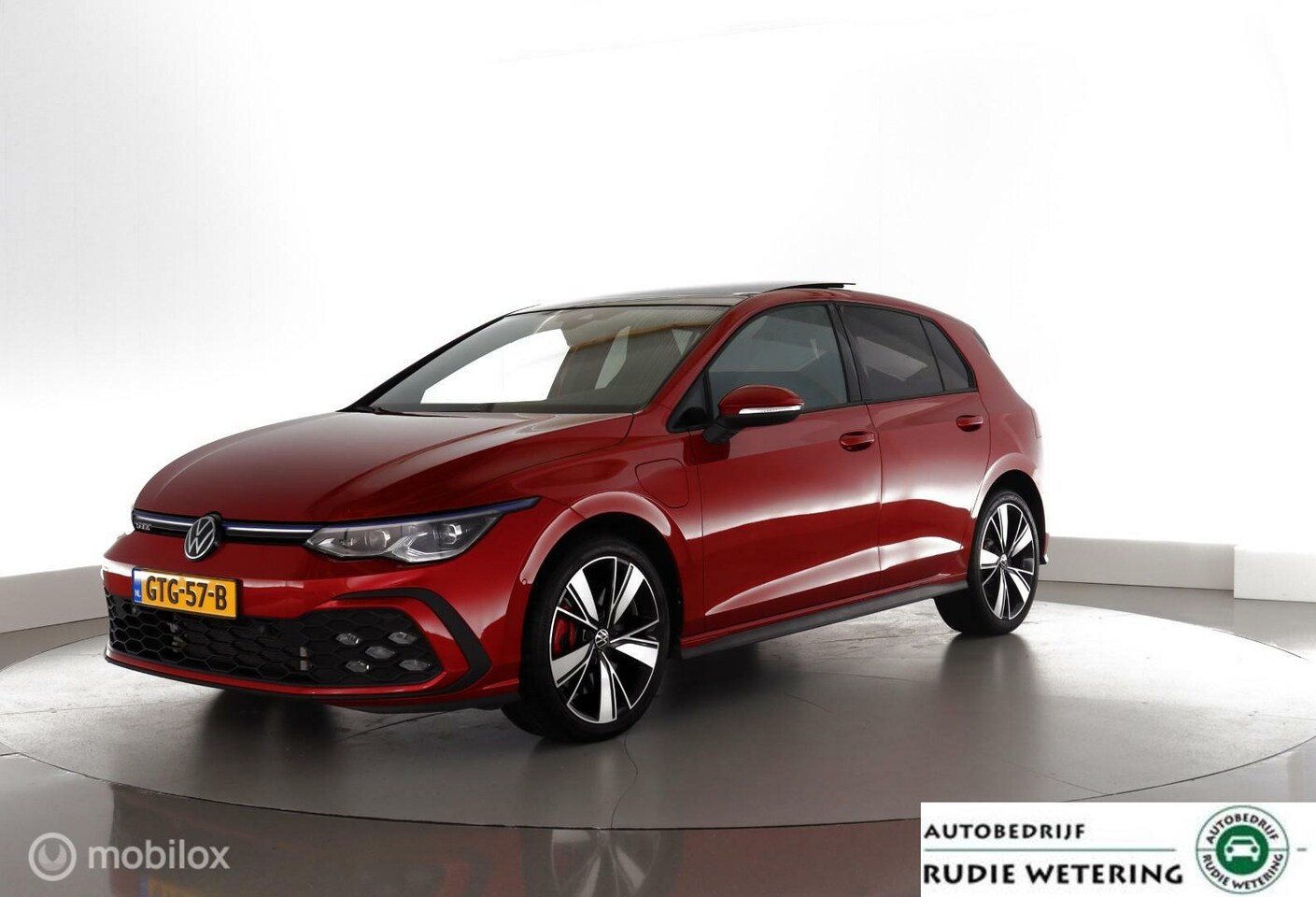 Volkswagen Golf - 1.4 eHybrid 245pk GTE pano|IQ-led|nav|cam|dab|acc|lmv18 - AutoWereld.nl