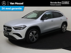 Mercedes-Benz GLA-Klasse - 250 e Luxury Line / Panoramadak/ Night/ Carplay/ Winter Pack