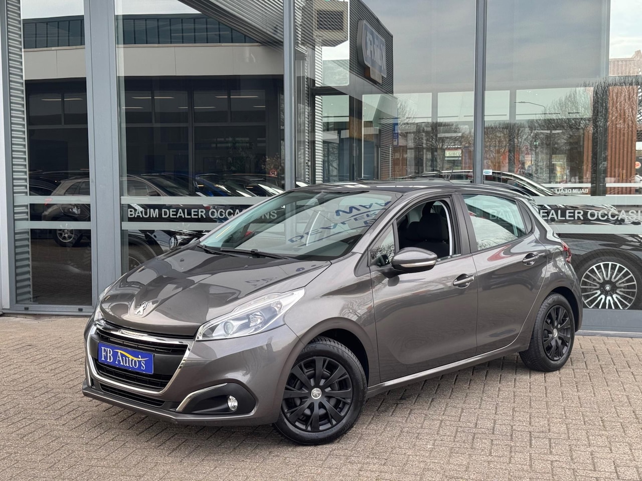 Peugeot 208 - 1.2 PureTech Blue Lion Navi Airco Cruise - AutoWereld.nl