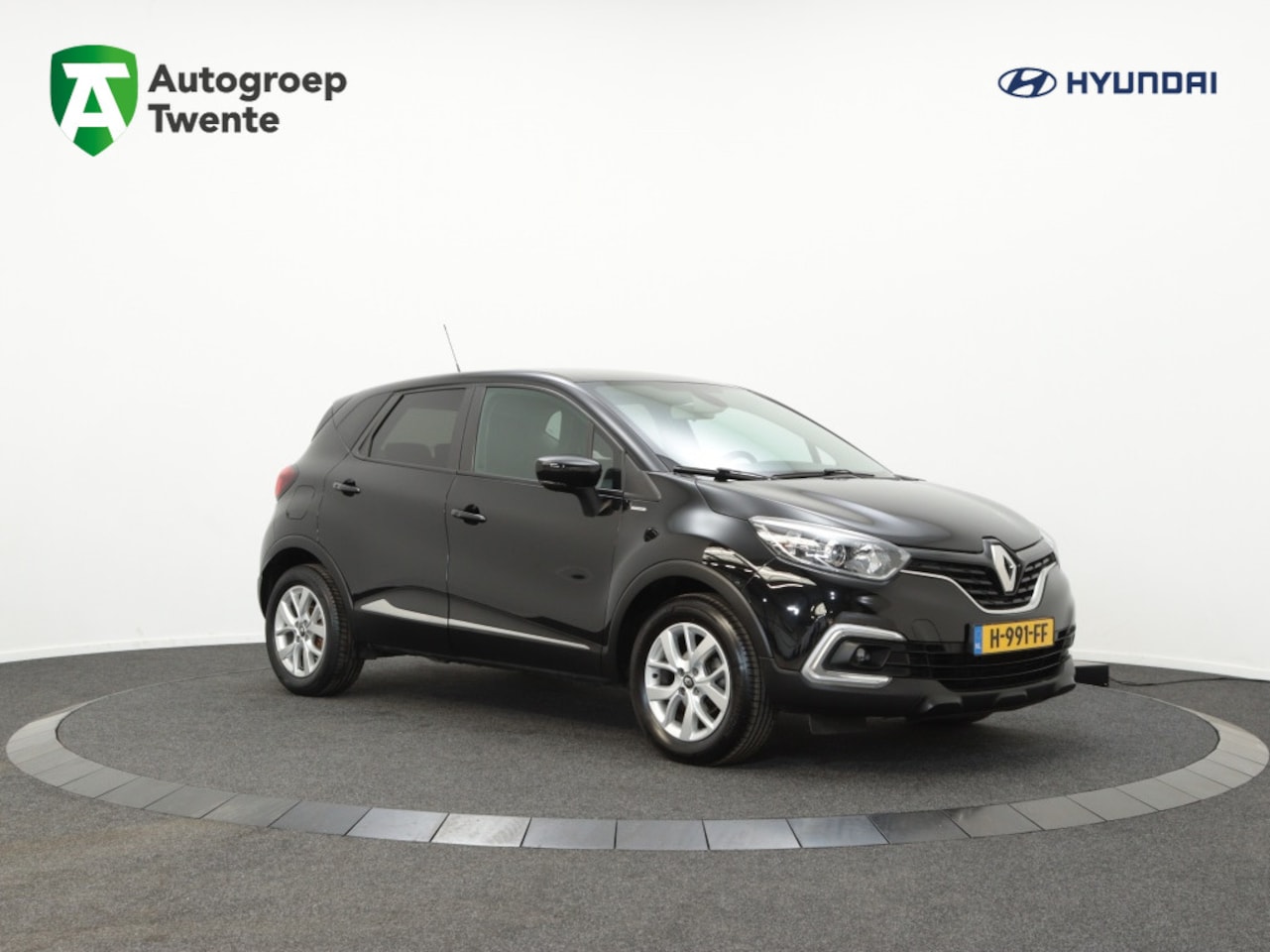 Renault Captur - 0.9 TCe Limited | Airco | DAB | Carplay | Navigatie | - AutoWereld.nl