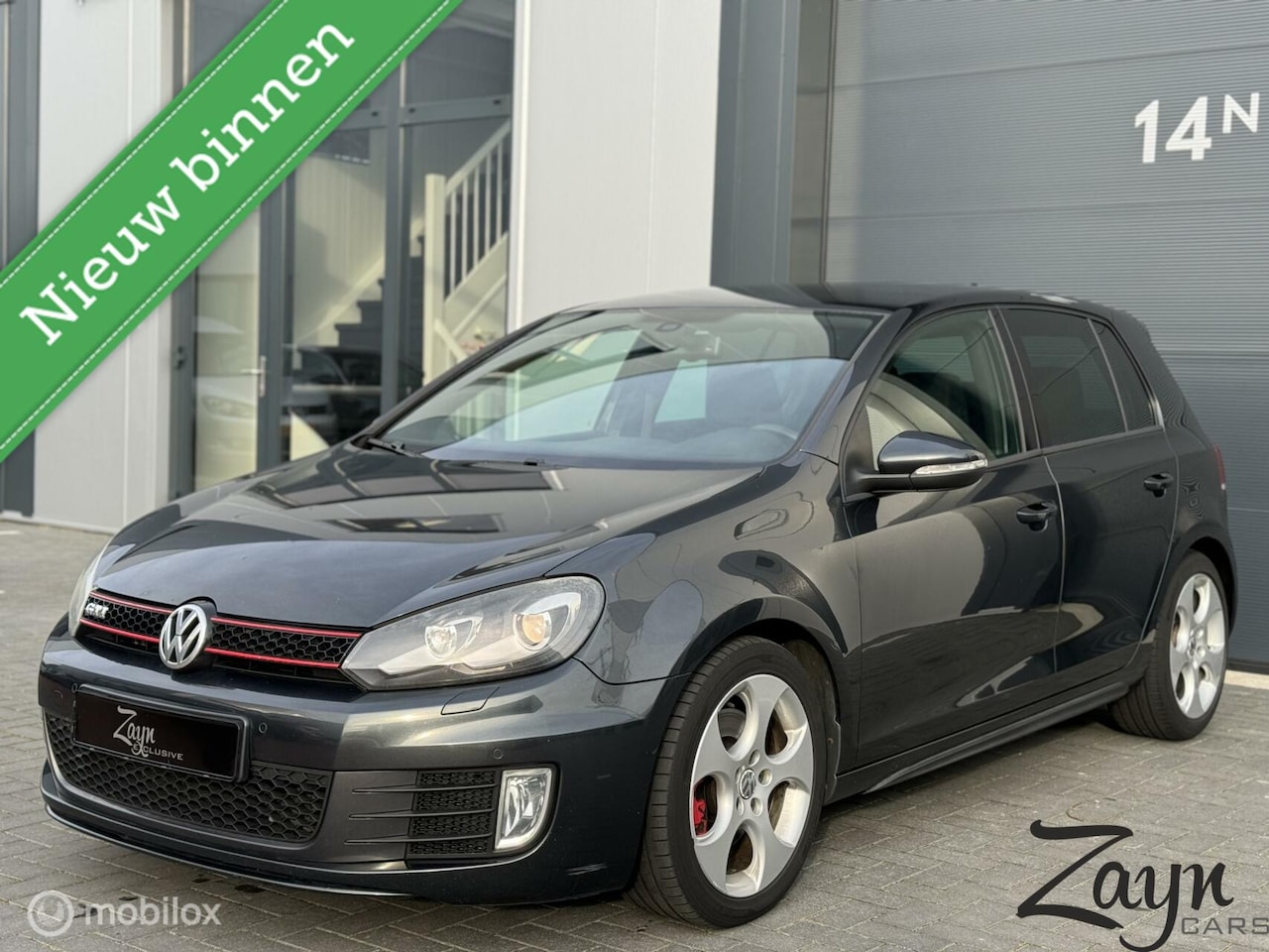 Volkswagen Golf - 2.0 GTI | Xenon | NAP | DEALER O.H | PDC | - AutoWereld.nl