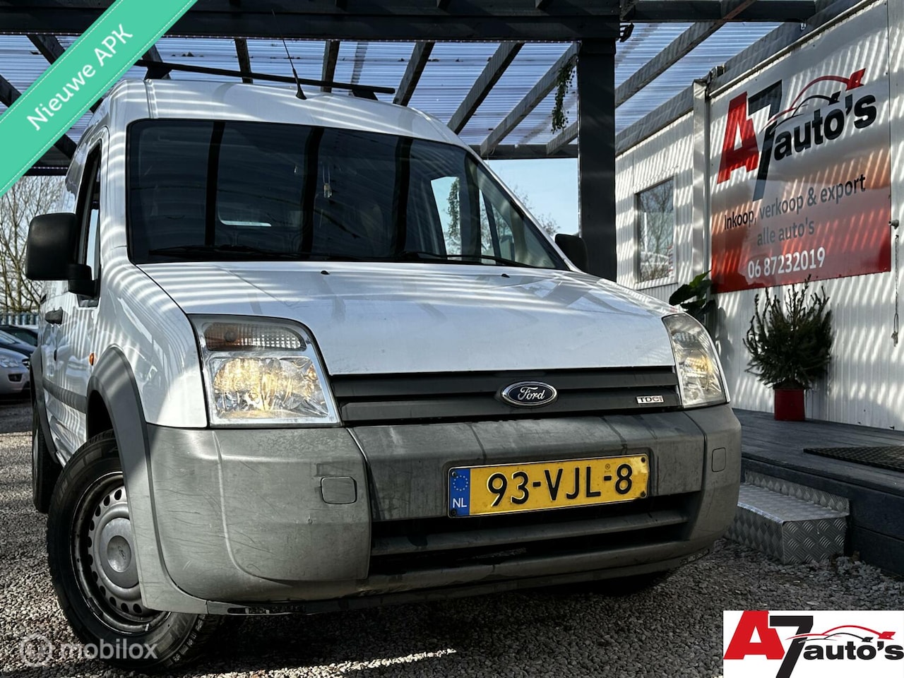 Ford Transit Connect - T230L 1.8 TDCi T230L 1.8 TDCi Nieuwe APK - AutoWereld.nl