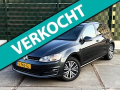 Volkswagen Golf - 1.2 TSI Connected Series Navi Carplay