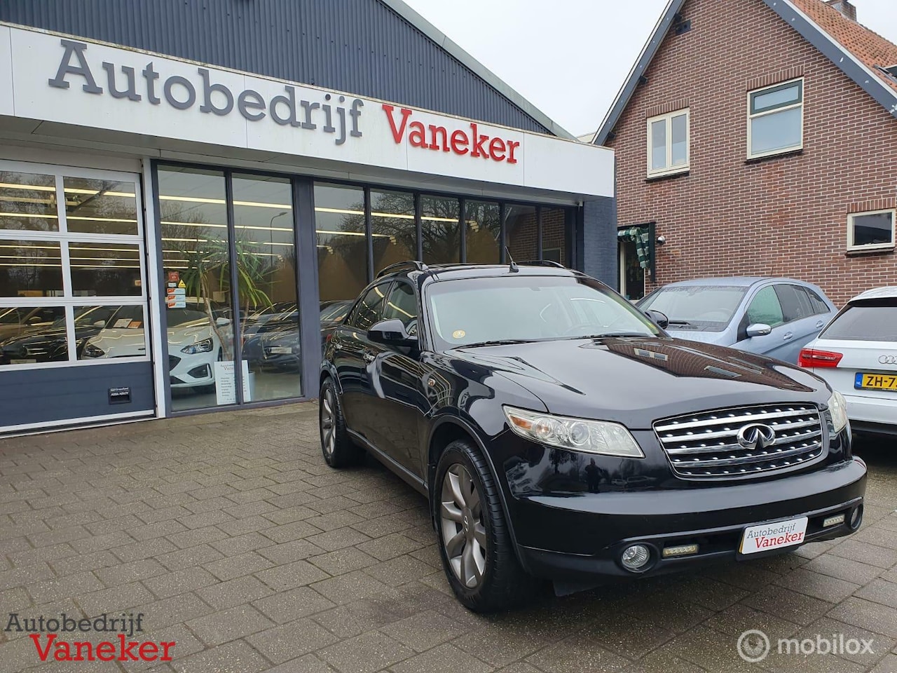 Infiniti FX - 45 AWD|V8|Leer|Trekhaak|Adaptive Cruise|Youngtimer - AutoWereld.nl