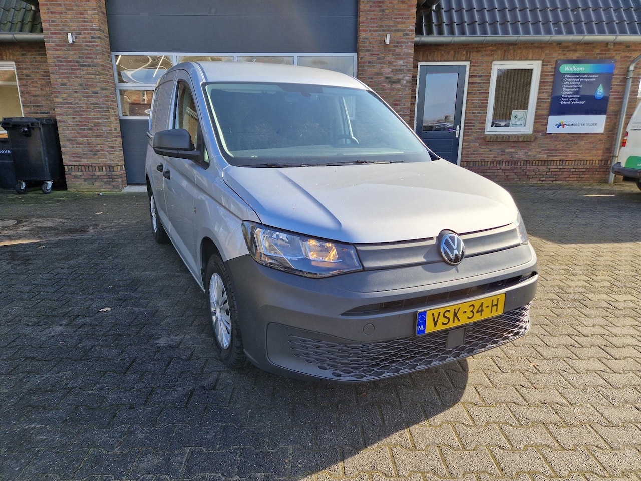 Volkswagen Caddy Cargo - 2.0 TDI Comfort Navigatie - AutoWereld.nl