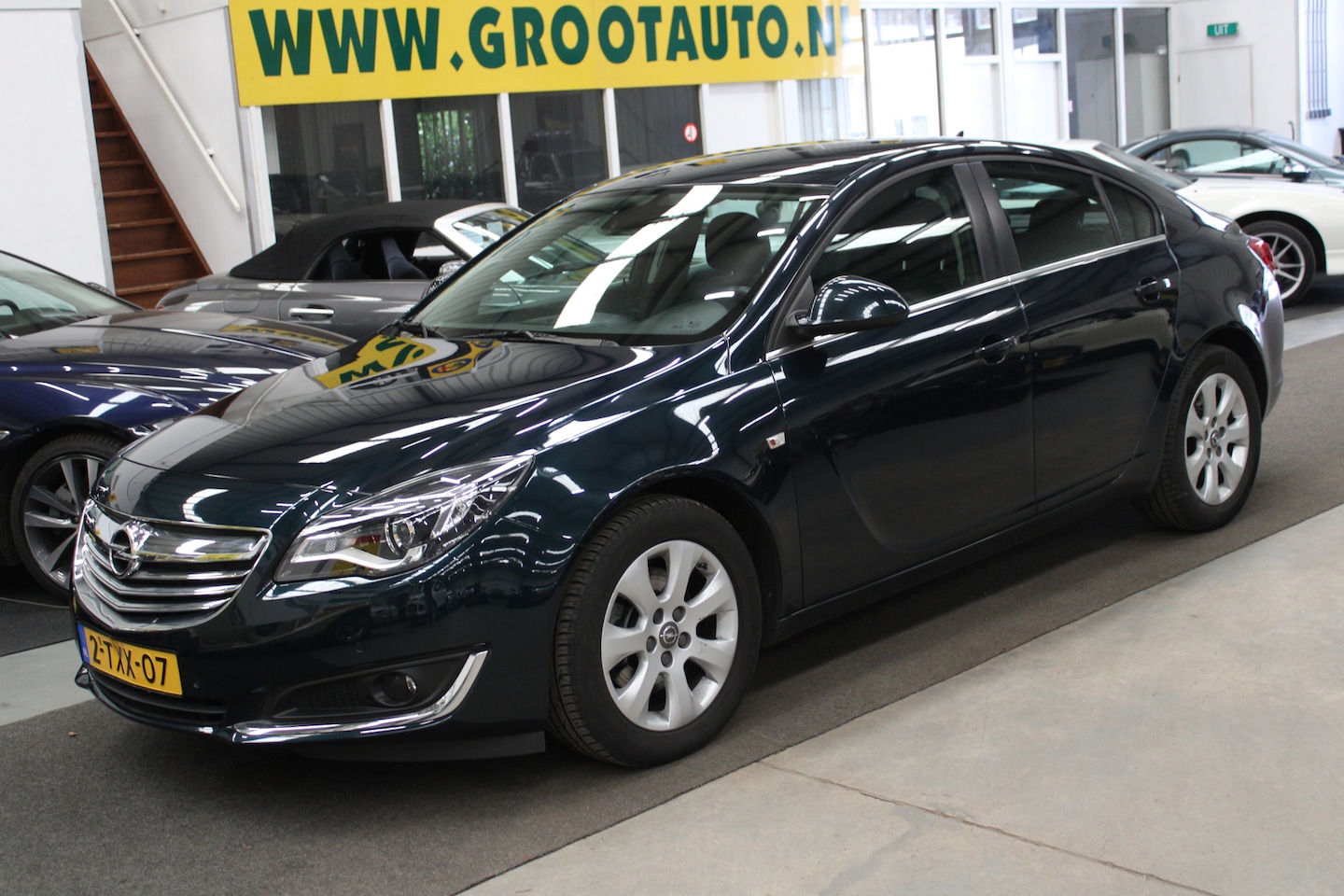 Opel Insignia - 1.6 T Business+ NAP, Airco, Cruise control, Navi, Parkeersensoren - AutoWereld.nl