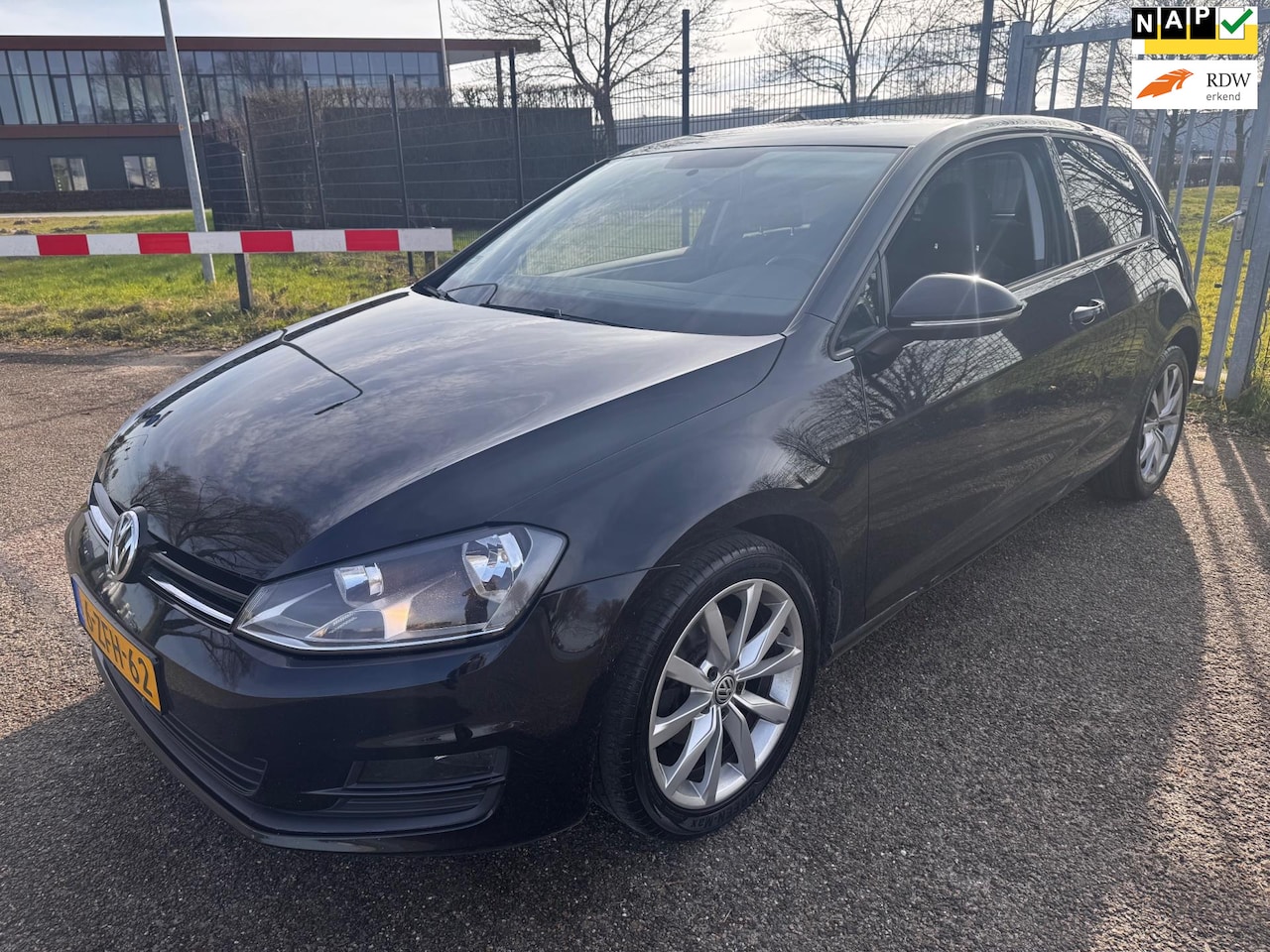 Volkswagen Golf - 1.2 TSI Trend Airco LM NAP Navi - AutoWereld.nl