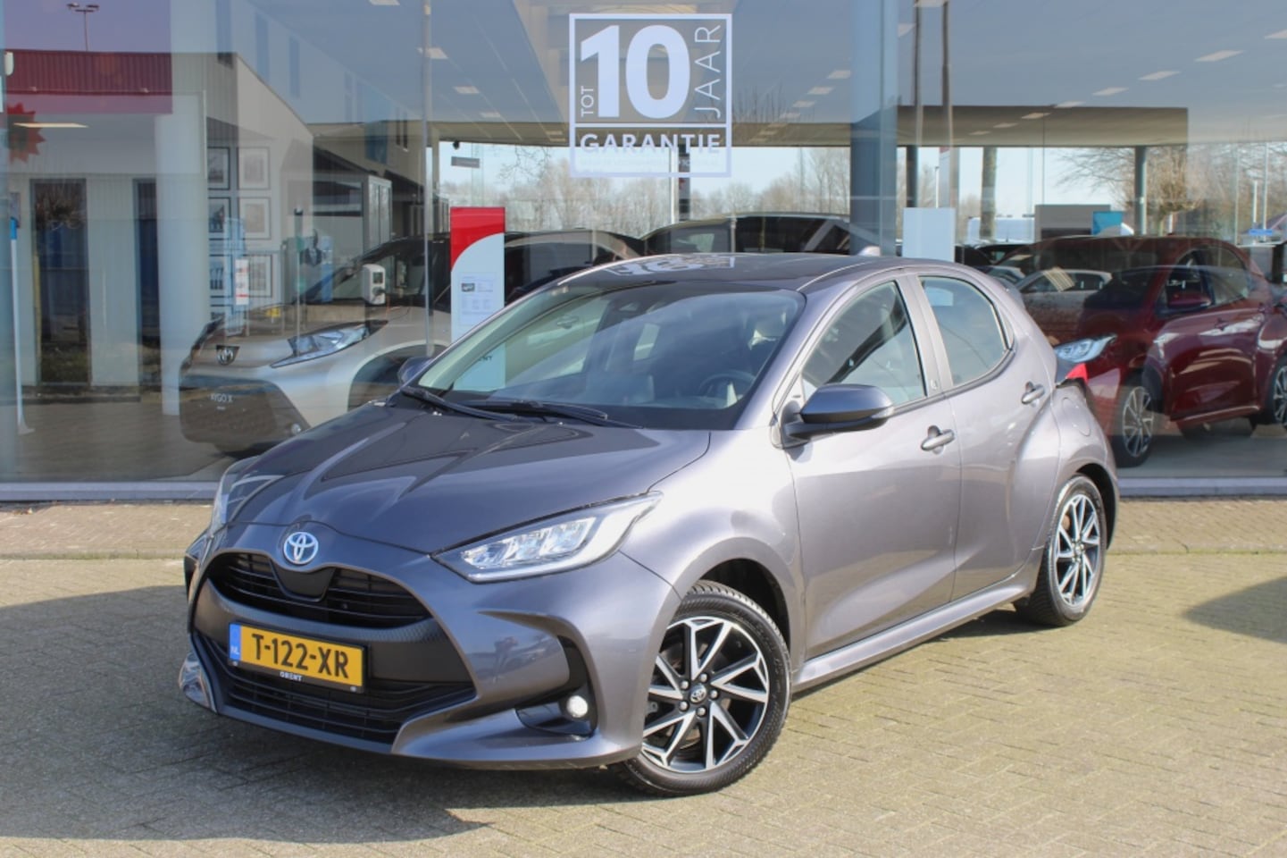 Toyota Yaris - 1.5 Hybrid Dynamic | Trekhaak Afn. | Keyless Entry & Star - AutoWereld.nl