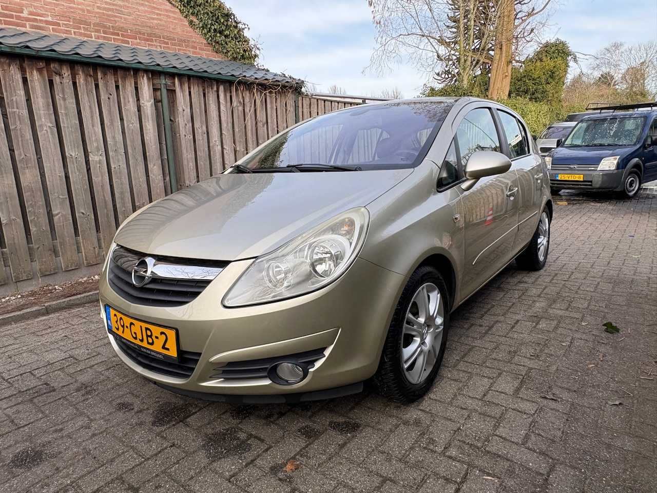 Opel Corsa - 1.4-16V Cosmo / airco - AutoWereld.nl