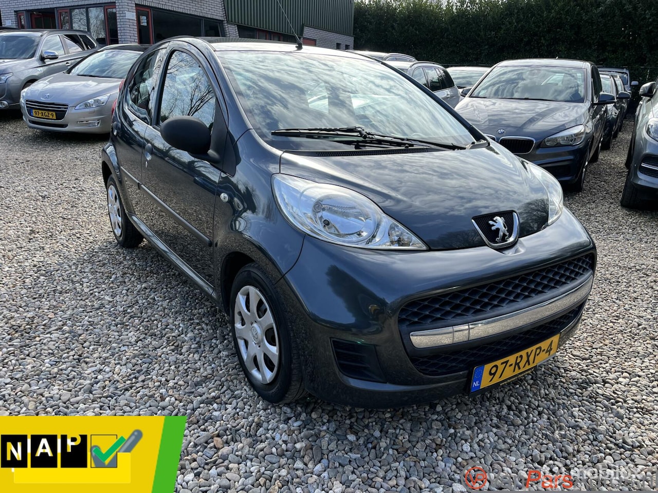 Peugeot 107 - 1.0-12V XR 1.0-12V XR,Airco,5drs - AutoWereld.nl