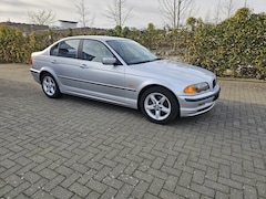 BMW 3-serie - 328i