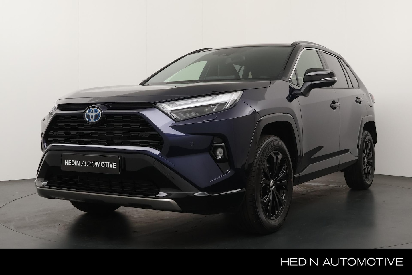 Toyota RAV4 - 2.5 Hybrid AWD Dynamic | Apple Carplay / Android Auto | 220 PK |  Trekgewicht 1650 kg | Na - AutoWereld.nl