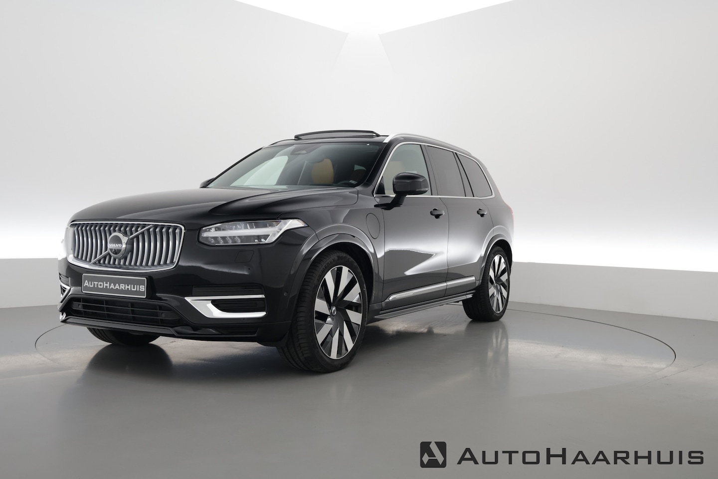 Volvo XC90 - 2.0 T8 Recharge AWD Ultimate Bright | Luchtvering | Pano | Stoelventilatie | 360cam | B&W - AutoWereld.nl