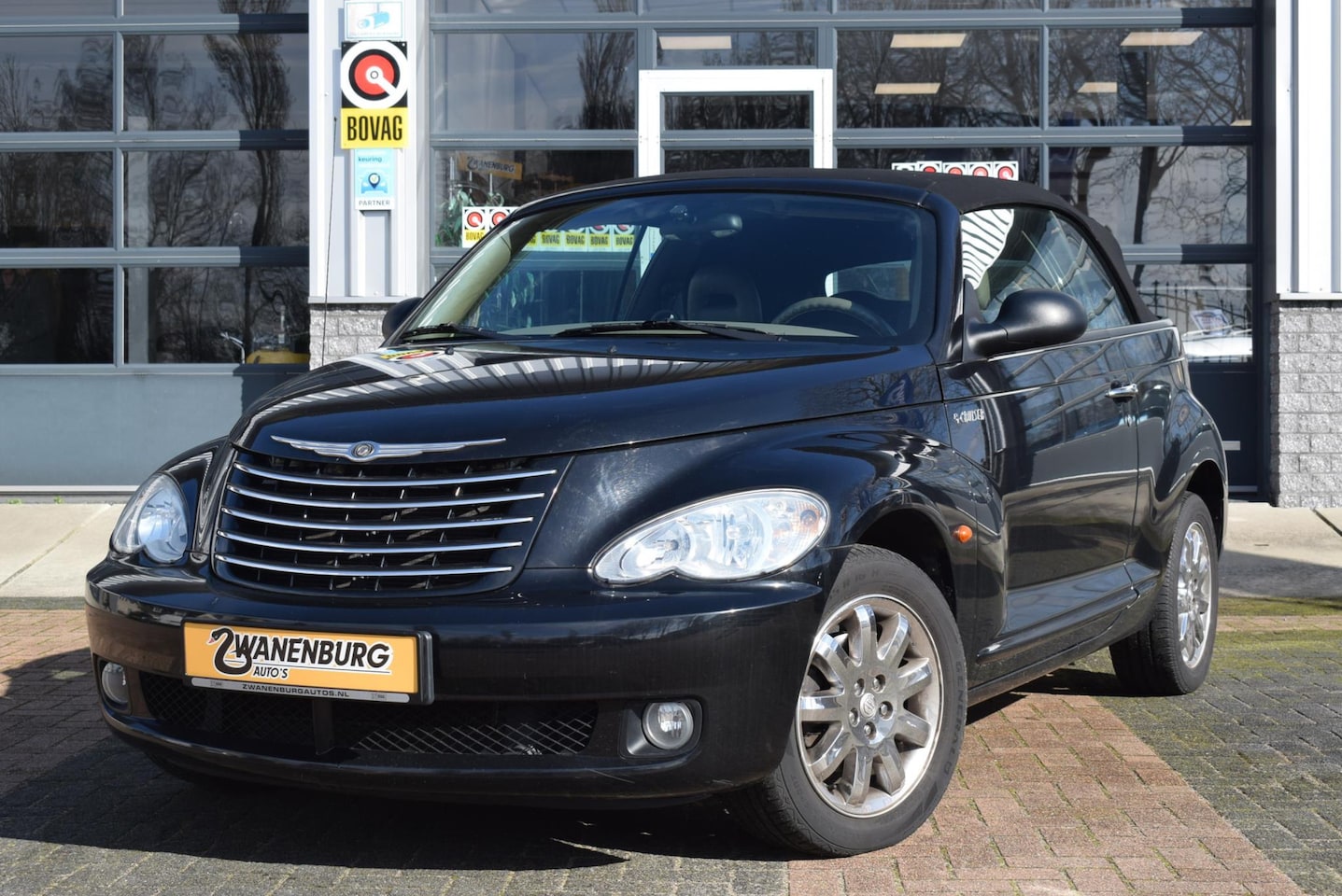 Chrysler PT Cruiser Cabrio - 2.4i Limited 1e eigenaar km 86.000!! - AutoWereld.nl