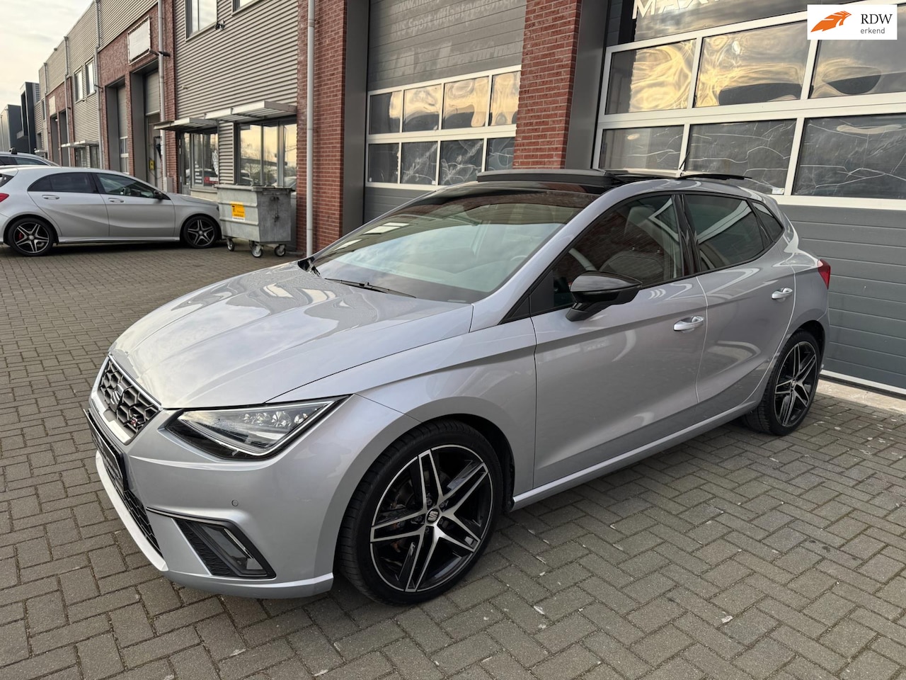 Seat Ibiza - 1.0 TSI FR DSG LED ACC Pano Virtual Carplay Cam. - AutoWereld.nl