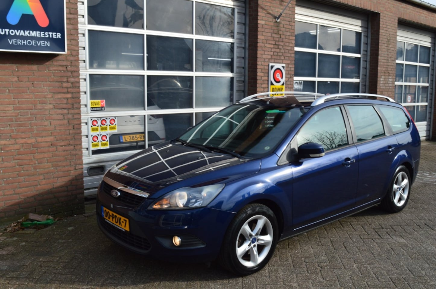 Ford Focus Wagon - Airco, Voorruit verwar 1.6 Comfort - AutoWereld.nl