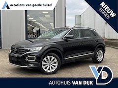 Volkswagen T-Roc - 1.5 TSI Sport | Navi/Automaat/Stuur+Stoelverwarming/17"/Adapt.Cruise/Clima/Apple CarPlay-A