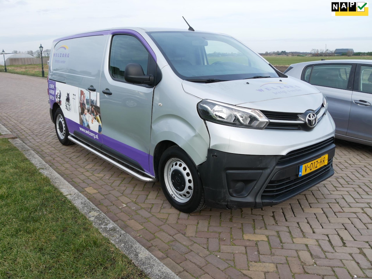 Toyota ProAce Worker - 1.6 D-4D 85kW Cool Comfort AC 3-SEATS - AutoWereld.nl