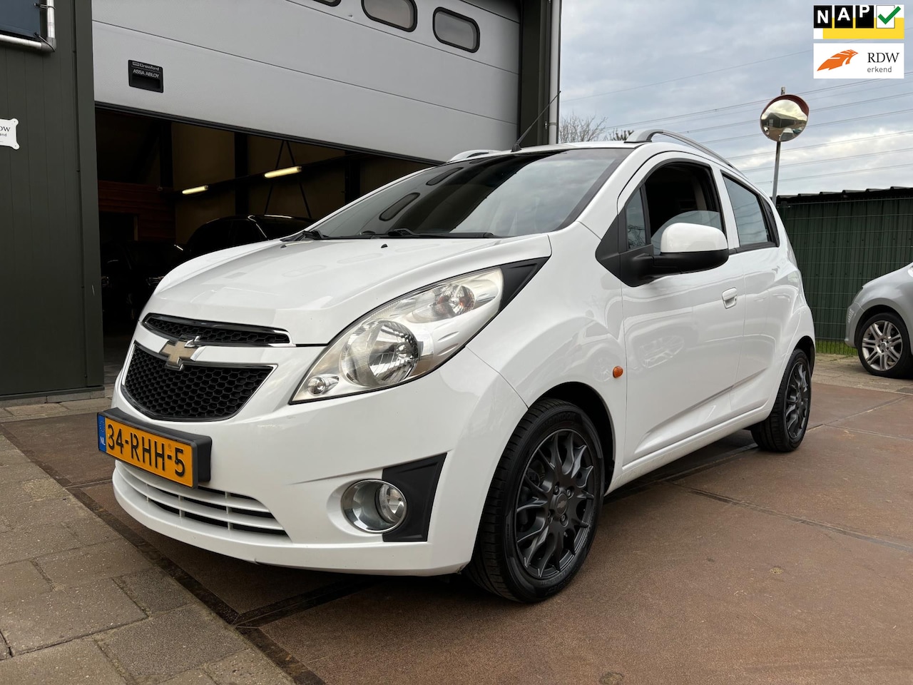 Chevrolet Spark - 1.0 16V LS Bi-Fuel 1.0 16V LS Bi-Fuel - AutoWereld.nl